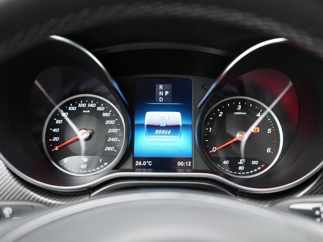 Mercedes-Benz V-KLASSE 300d Extra Lang Avantgarde Edition | Navigatie | Voorstoelen Verwarmd | Parkeersensoren Voor én Achter | Achteruitrijcamera | Burmester Audiosysteem | Cruise Control | DAB | Dodehoekdetectie | Lane Assist | electr.Schuifdeuren