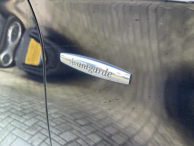 Mercedes-Benz V-KLASSE 250d 190pk automaat Lang L2H1 Avantgarde 2 persoons / enkel cabine / vaste prijs rijklaar ¤ 34.950 marge / extra stoelen los aanwezig / dubbele electrische schuifdeur / trekhaak / vol opties !