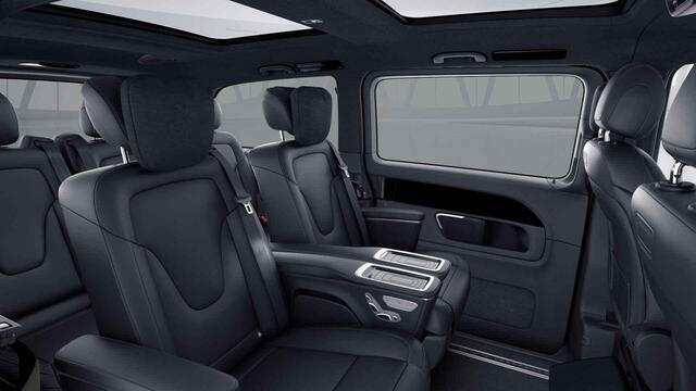 Mercedes-Benz V-KLASSE 300d 4-MATIC L2 Exclusive | ¤69.850,- incl. | Captain Chair | AMG | 4-Matic | Panoramadak | Burmester Audio | Distronic Plus | Parkeercamera 360 Graden | Standverwarming | Stoelventilatie | Afn. Trekhaak | Elekt. Schuifdeuren en Achterklep |