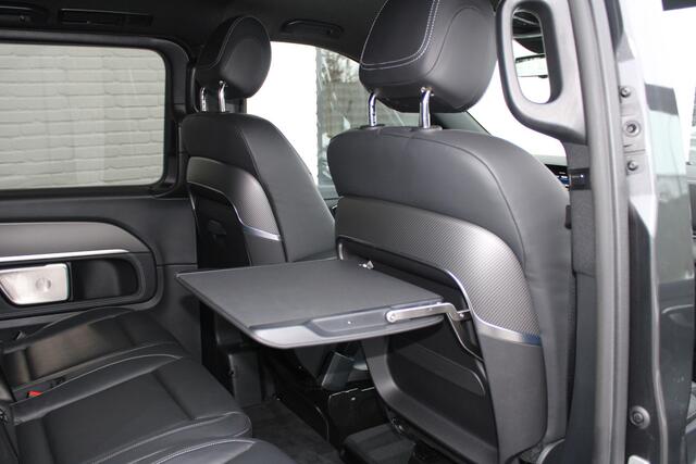 Mercedes-Benz V-KLASSE 300d / XXL / 4-matic / DC / AMG / Luchtvering / Burmester / Elec Stoelen / Vol Opties / NIEUWSTAAT