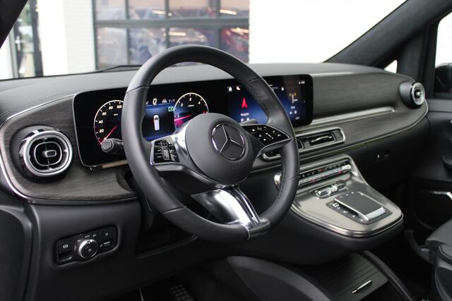 Mercedes-Benz V-KLASSE 300d / AMG / Exclusive / DC / 4-matic / Luchtvering / Pano / INCL BTW-BPM / 360 Cam / Burmester / Vol Opties / NIEUW!!