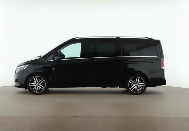 Mercedes-Benz V-KLASSE 300 Benzine L2 Avantgarde Grijs Kenteken Leder Panoramadak Distronic Stoelkoeling Burmester 19 Inch