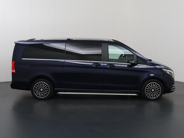 Mercedes-Benz V-KLASSE 300d | 4-MATIC | XL L3 | AMG | DUBBELE CABINE | DISTRONIC PLUS | BURMESTER SOUND | SCHUIFDEUR L+R | 360° CAMERA | AFN. TREKHAAK 2500KG. | ELK. VERSTELBARE STOELEN | MIDDENCONSOLE MET KOEKAST | NL AUTO | DEALER ONDERHOUDEN | CERTIFIED