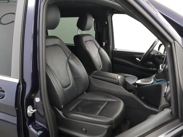 Mercedes-Benz V-KLASSE 300d | 4-MATIC | XL L3 | AMG | DUBBELE CABINE | DISTRONIC PLUS | BURMESTER SOUND | SCHUIFDEUR L+R | 360° CAMERA | AFN. TREKHAAK 2500KG. | ELK. VERSTELBARE STOELEN | MIDDENCONSOLE MET KOEKAST | NL AUTO | DEALER ONDERHOUDEN | CERTIFIED