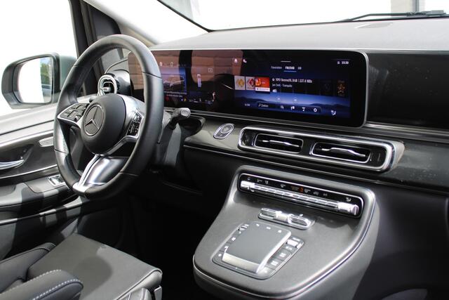 Mercedes-Benz V-KLASSE 250d / Lang / DC / 4-matic / Leer / 2x Schuifdeur / 360 Camera / NIEUWSTAAT