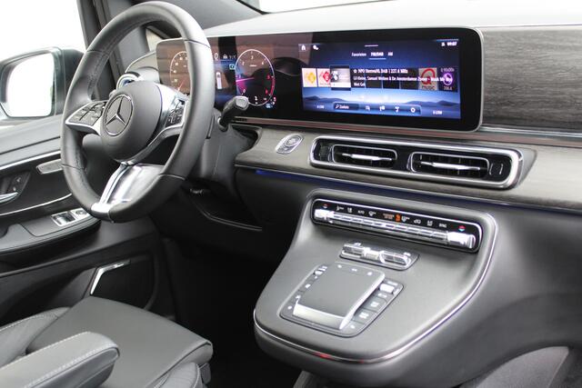 Mercedes-Benz V-KLASSE 300d / DC / AMG / Luchtvering / bj 2025 / 2x Elec Schuifd / 360 Cam / Burmester / Vol Opties / NIEUWSTAAT