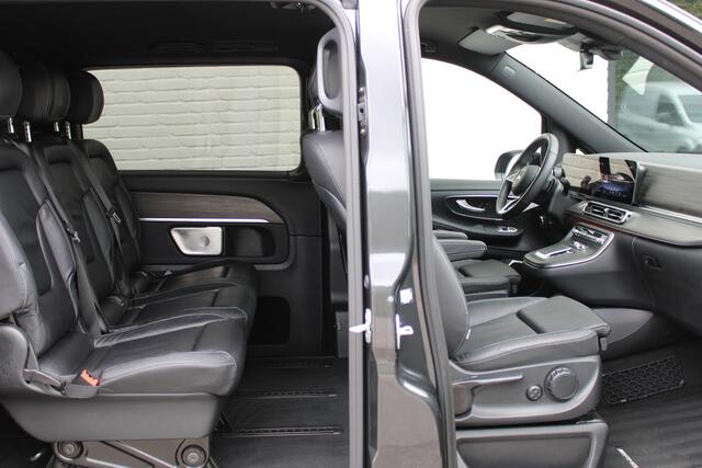 Mercedes-Benz V-KLASSE 300d / DC / AMG / Luchtvering / bj 2025 / 2x Elec Schuifd / 360 Cam / Burmester / Vol Opties / NIEUWSTAAT