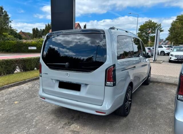 Mercedes-Benz V-KLASSE 300 Benzine L2 Avantgarde Distronic Burmester 2 EL. Schuifdeuren 360 Camera 19 Inch