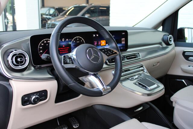 Mercedes-Benz V-KLASSE 300d / XXL / AMG / DC / Exclusive / 4-Matic / Luchtv / Elec Stoel voor + Achter / Burmester / NIEUWSTAAT