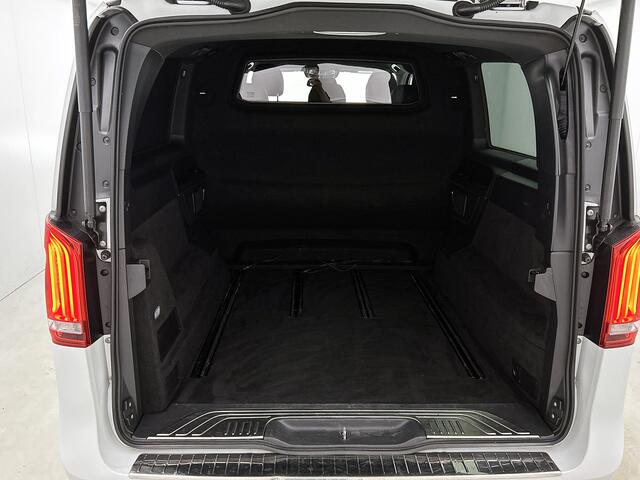 Mercedes-Benz V-KLASSE 300d Extra Lang DC Avantgarde Ed. AMG Trekhaak, Memory, Burmester, 360* Camera