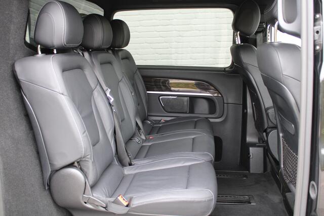 Mercedes-Benz V-KLASSE 300d / AMG / 4-MATIC / XXL / DC / Luchtvering / Elec Stoelen / Burmester / Vol Opties / NIEUWSTAAT