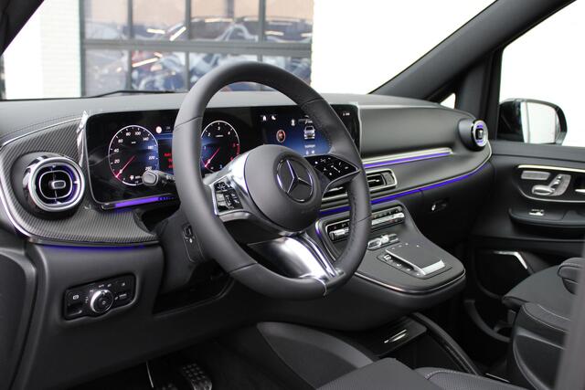 Mercedes-Benz V-KLASSE 300d / DC / AMG / 4-Matic / Elec Stoelen / Luchtvering / Panorama / 360 Cam / Burmester / Vol Opties / NIEUWSTAAT