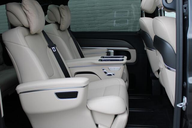 Mercedes-Benz V-KLASSE 300d / AMG / DC / Exclusive / 4-Matic / Pano / Luchtv / Elec Stoel voor+achter / Burmester / Vol Opties / NIEUWSTAAT