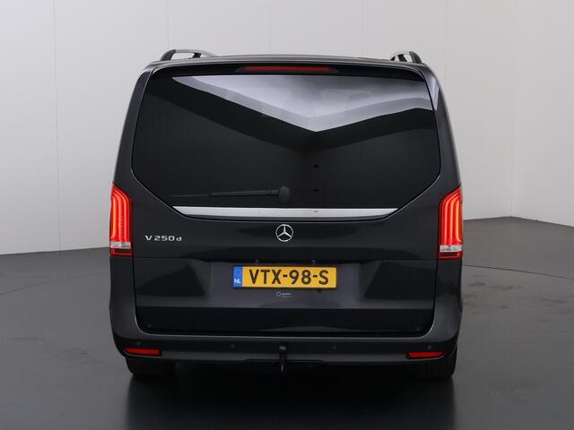 Mercedes-Benz V-KLASSE 250d | L3 XL | AMG | DUBBELE CABINE | NAVIGATIE | PARKEERCAMERA | 5-ZITS | LEDEREN BEKLEDING | STOELVERWARMING | TREKHAAK | AMG | CERTIFIED