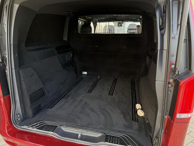 Mercedes-Benz V-KLASSE 300d Extra Lang XXL DC AMG Avantgarde 5P|TREKHAAK|BURMESTER|ELEK.DEUREN|STOELVENTILATIE|KOELBOX