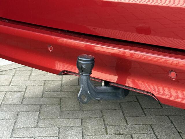 Mercedes-Benz V-KLASSE 300d Extra Lang XXL DC AMG Avantgarde 5P|TREKHAAK|BURMESTER|ELEK.DEUREN|STOELVENTILATIE|KOELBOX