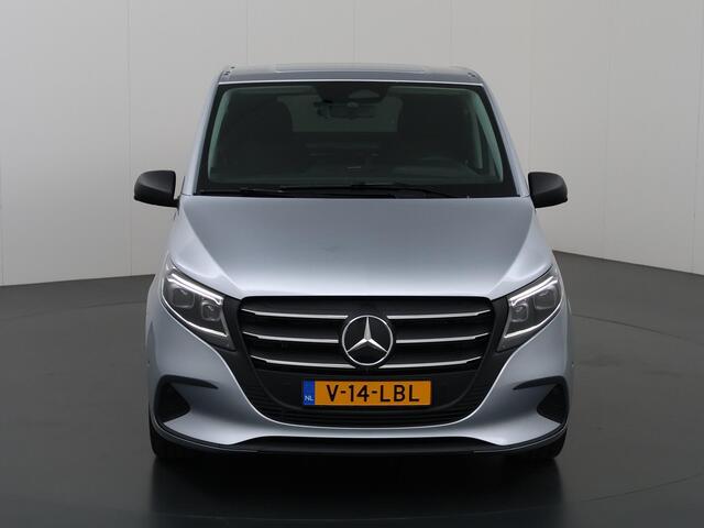 Mercedes-Benz VITO 119 CDI 190 PK L3 XL | Aut. | Luchtvering | Adaptive Cruise Control | 360 Camera | Afneembare Trekhaak | Parkeersensoren | Achteruitrijcamera | Navigatie | Stoel - Stoel