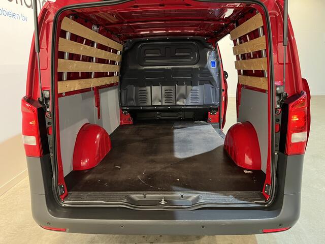 Mercedes-Benz VITO 110 CDI Lang / Euro 6 / Airco / CarPlay / Camera / Navigatie / Klep / 74.000 KM !!