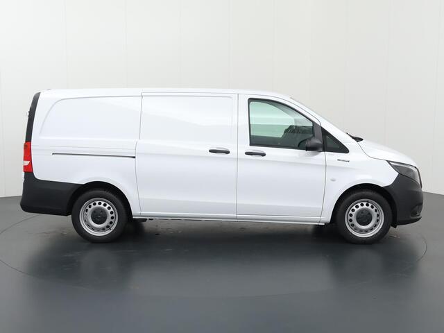 Mercedes-Benz VITO eVito Bestelwagen 66 kWh L2 | Navigatie | Parkeercamera | Stoelverwarming| Cruise Control