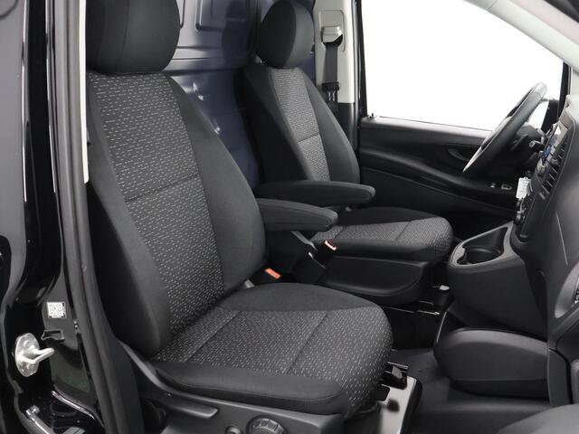 Mercedes-Benz VITO eVito Bestelwagen 66 kWh L3 | Navigatie | Airco | Bluetooth | Stoelverwarming
