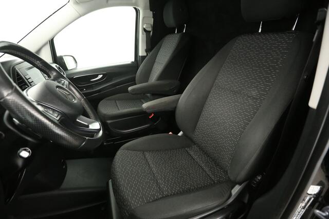 Mercedes-Benz VITO 114 CDI Automaat Airco Camera Cruise Carplay Trekhaak 18''LMV Navigatie Stoelverwarming