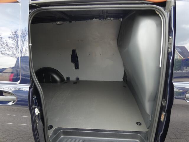 Mercedes-Benz VITO 114 CDI Extra lang Leer/Trekhaak/Cruise control