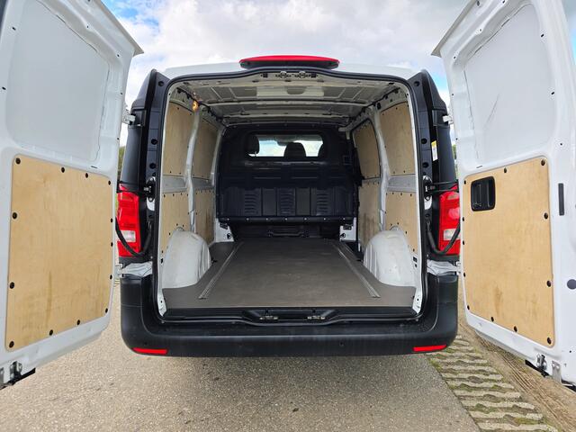 Mercedes-Benz VITO 116 CDI Lang L2 H1 - 160 Pk - Euro 6 - AUTOMAAT - Navi - ParkeerCamera - StoelVerwarming