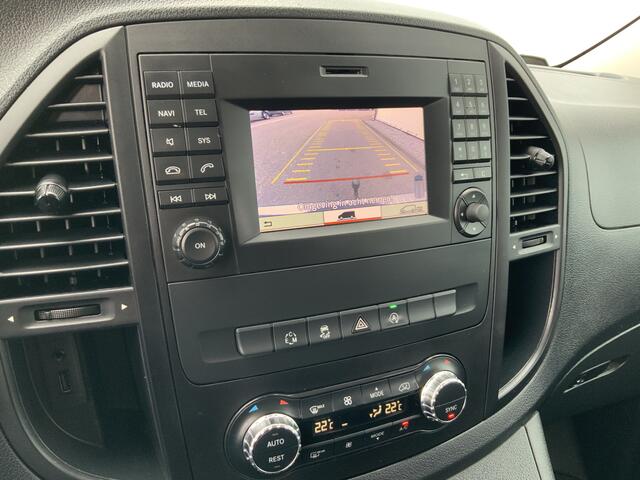 Mercedes-Benz VITO 119 CDI Lang Automaat Dub Cab Dub Schuifdeur Airco Cruise Camera Alu Velg Side Bar Trekhaak 2500 kg Euro 6