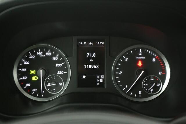 Mercedes-Benz VITO 114 CDI Lang Automaat Airco Camera Carplay Cruise Navigatie 3 Persoons 18''LMV Trekhaak