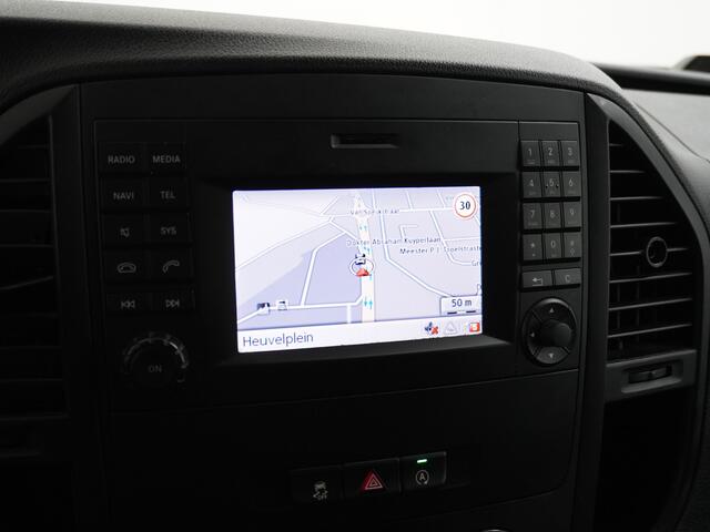Mercedes-Benz VITO 114CDI 136PK Lang Trekhaak Camera Navi Cruise Control Pdc Regen/Lichtsensor Park-Assistent Led Bluetooth Betonplex Vloer Schuifdeur Wandbekleding
