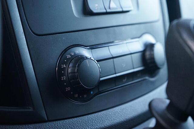 Mercedes-Benz VITO 116 CDI Lang , LED, Camera, Cruise, Navi, Trekhaak, Seleniet Grijs, Garantie, 1e eigenaar!