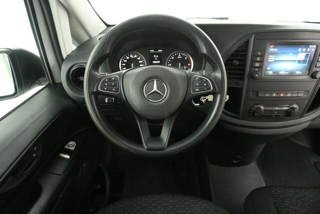 Mercedes-Benz VITO 114 CDI Lang Automaat Airco Camera Cruise Carplay Trekhaak 3 Persoons 16''LMV PDC