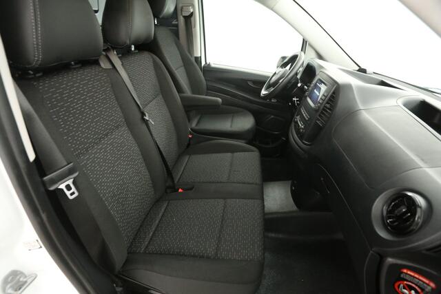 Mercedes-Benz VITO 114 CDI Lang Automaat Airco Camera Cruise Carplay Trekhaak 3 Persoons 16''LMV PDC