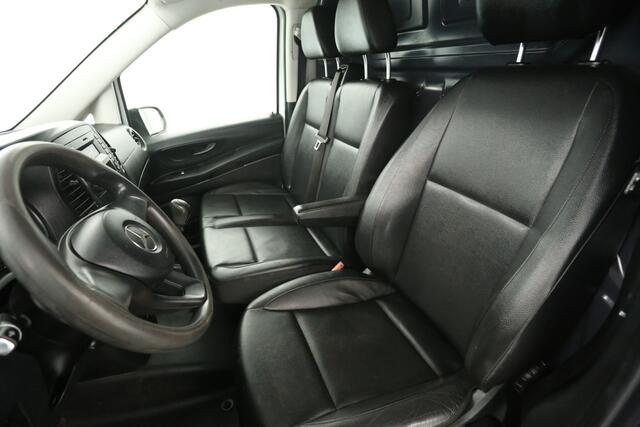 Mercedes-Benz VITO 111 CDI Lang Airco 3 Persoons Trekhaak Imperiaal 3 Persoons Leder Elektrpakket