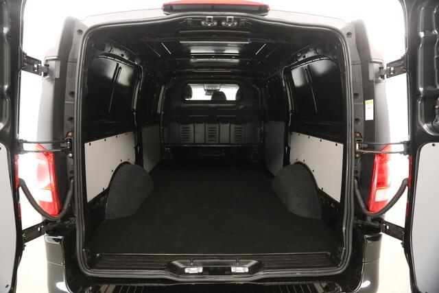 Mercedes-Benz VITO 119 CDI Lang 191PK Automaat Clima Camera Cruise LED Navi Leder 3 Persoons PDC 17"LMV Trekhaak