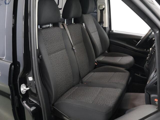 Mercedes-Benz VITO eVito XL L3 66 kWh | Bluetooth | DAB ontvanger | Airco | Stoelverwarming |