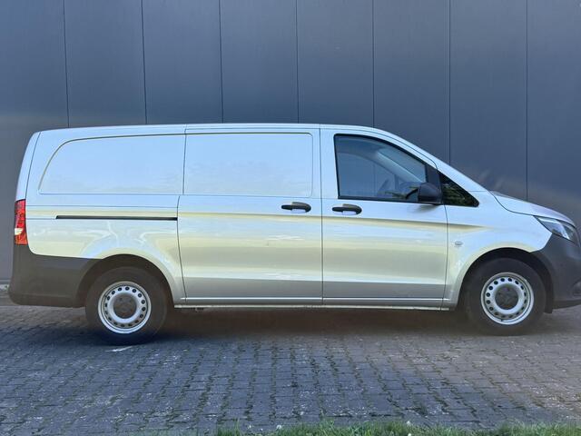 Mercedes-Benz VITO 114 CDI L2 Lang AUTOMAAT | Achteruitrijcamera | 2 zits | Cruise Control | Airco | Navigatie | Bijrijdersstoel | Achterklep |