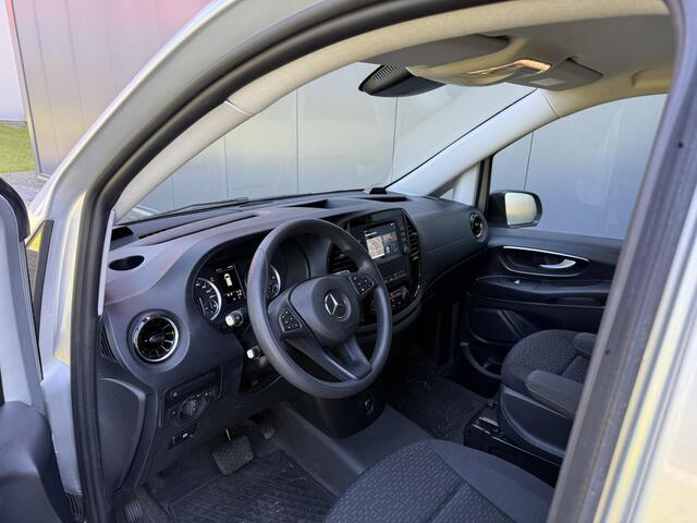 Mercedes-Benz VITO 114 CDI L2 Lang AUTOMAAT | Achteruitrijcamera | 2 zits | Cruise Control | Airco | Navigatie | Bijrijdersstoel | Achterklep |
