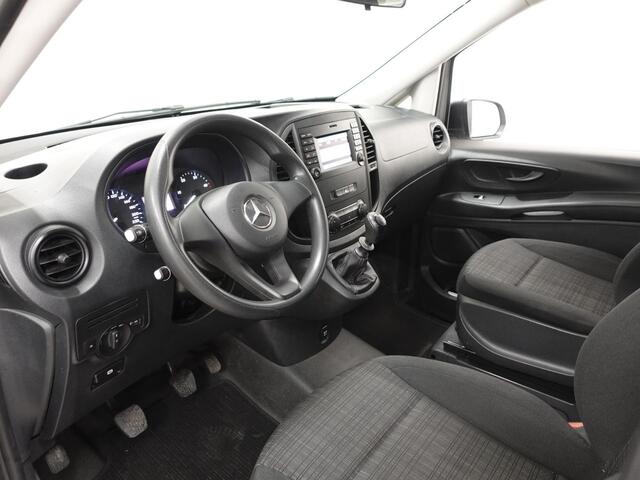 Mercedes-Benz VITO 111 CDI Lang Dubbele cabine Navigatie Camera Airco Cruise control Trekhaak