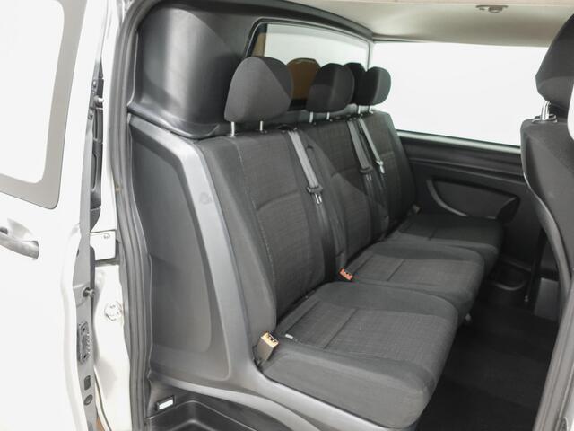 Mercedes-Benz VITO 111 CDI Lang Dubbele cabine Navigatie Camera Airco Cruise control Trekhaak