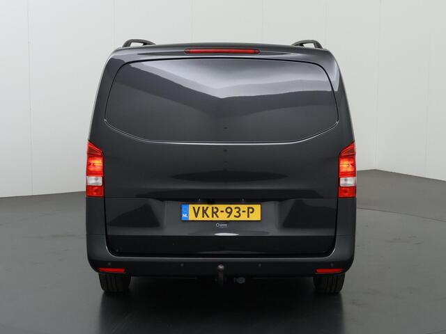 Mercedes-Benz VITO 114 CDI Aut. | XL L3 | Navigatie | Parkeercamera | Climate Control | Cruise Control | 2-zits | Trekhaak | Bumpers in kleur | Schuifdeur L+R | Certified