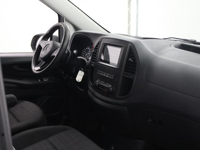 Mercedes-Benz VITO 114 CDI Aut. | Lang L2 | Climate Control | Trekhaak | LM Velgen | 3-zits | LED | Cruise Control | Certified