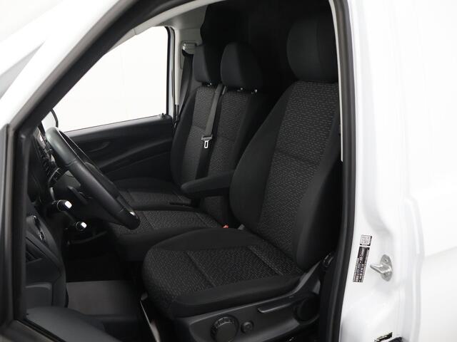 Mercedes-Benz VITO 116 CDI | L2 LANG | AUT. | CAMERA | ILS LED LAMPEN | CRUISE CONTROL | 2500KG TREKHAAK | STOELVERWARMING | BETIMMERDE LAADRUIMTE | APPLE CARPLAY - ANDROID AUTO | 3-ZITS | STANDKACHEL | CERTIFIED
