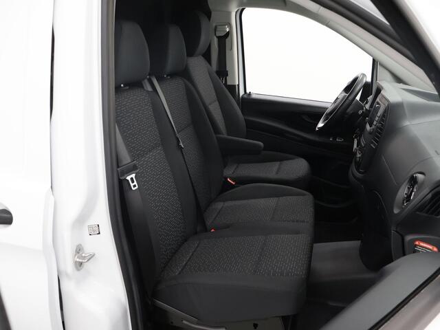 Mercedes-Benz VITO 116 CDI | L2 LANG | AUT. | CAMERA | ILS LED LAMPEN | CRUISE CONTROL | 2500KG TREKHAAK | STOELVERWARMING | BETIMMERDE LAADRUIMTE | APPLE CARPLAY - ANDROID AUTO | 3-ZITS | STANDKACHEL | CERTIFIED