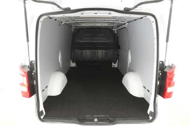 Mercedes-Benz VITO 114 CDI Lang Automaat Airco Camera Carplay Cruise Navigatie 3 Persoons 18"LMV Stoelverw. Achterklep Trekhaak