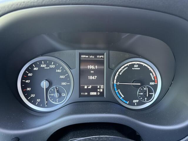 Mercedes-Benz VITO eVito 112 | L2 Lang | 60 kWh | 2-zits | Parkeercamera | Airco | Betimmering | Navigatie | DEMO