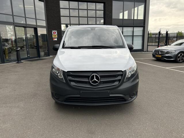 Mercedes-Benz VITO 114 CDI Lang / Trekhaak / Camera / Navigatie / Cruise control / Airco / Euro6 / Achterdeuren