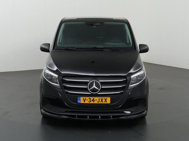 Mercedes-Benz VITO 116 CDI Aut. | L3 XL | Pro | EDITION | 19" Velgen | Spoilerpakket | Treeplanken | Automaat | Parkeercamera | Distronic Plus | Trekhaak 2500Kg | Dubbele schuifdeuren | Stoelverwarming | Nieuw