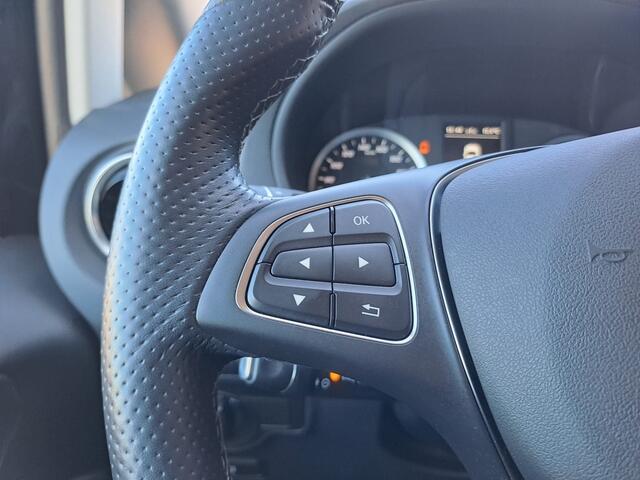 Mercedes-Benz VITO 116 CDI Lang DC Comfort | LED | Cruise | Schuifdeur links | Stoelverwarming | Navi | Camera | Lane Assist | All-seasons |