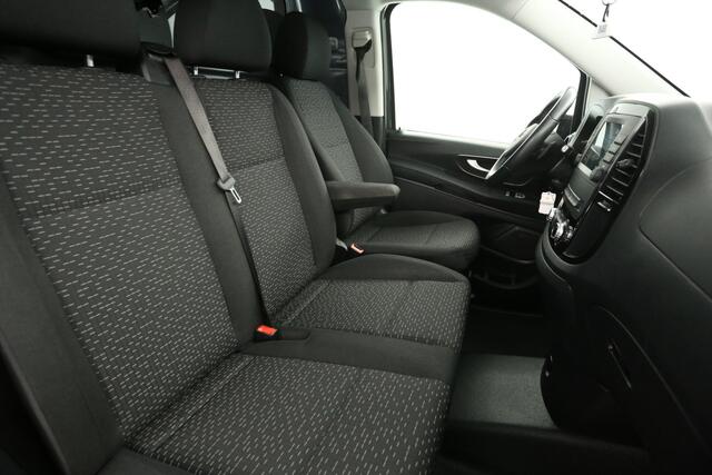 Mercedes-Benz VITO 114 CDI Lang Airco Cruise Camera Carplay 3 Persoons Navi Elektrpakket Trekhaak
